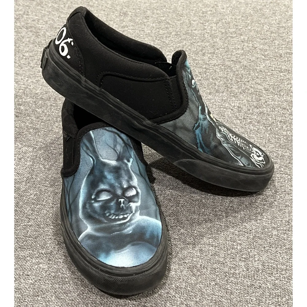 Halloween donnie darko vans Slip On Mens shoes Size 6.5 Great Condition